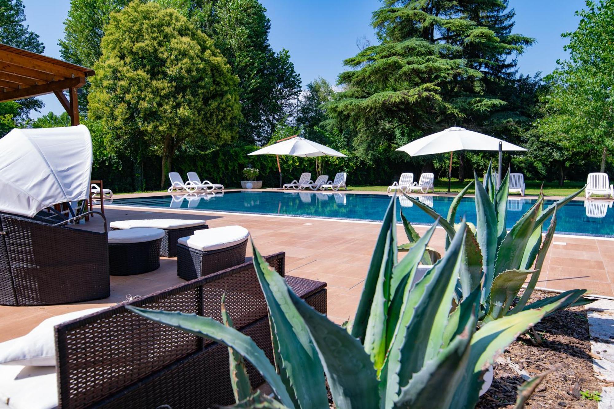 Villa Vitti'S - Verona Est Camping San Martino Buon Albergo Zewnętrze zdjęcie